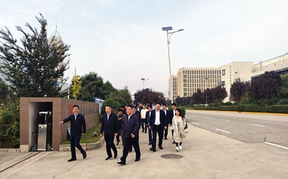 團市委、市貿促會、市青企協一行到工投集團涇河產業(yè)園考察交流